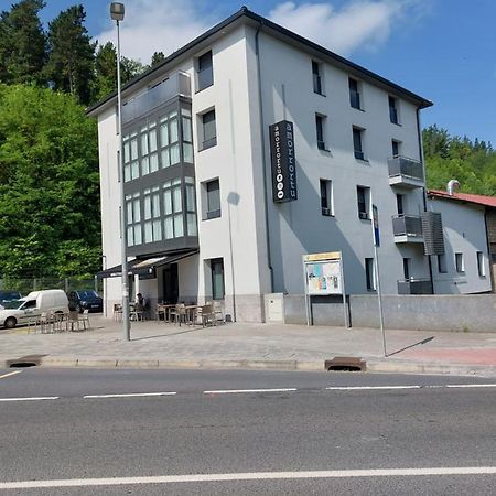 Pension Amorrortu Lemona Arraibi Exteriör bild